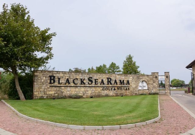 Luxury 4-bedroom Villa in Black Sea Rama Resort