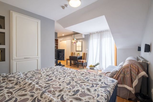 High-end Designer Studio - AC + Parking