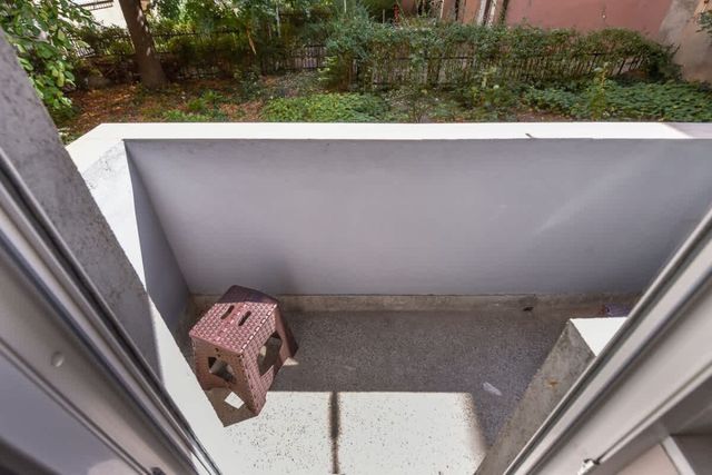 • Kanso Japan • 2-BDR Central Flat with Balcony