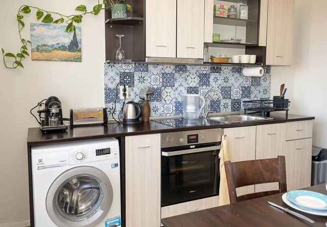 Cozy Sea-View Flat with Balcony in Galata, Varna