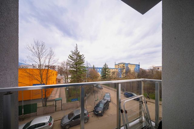 Compact Comfort Studio