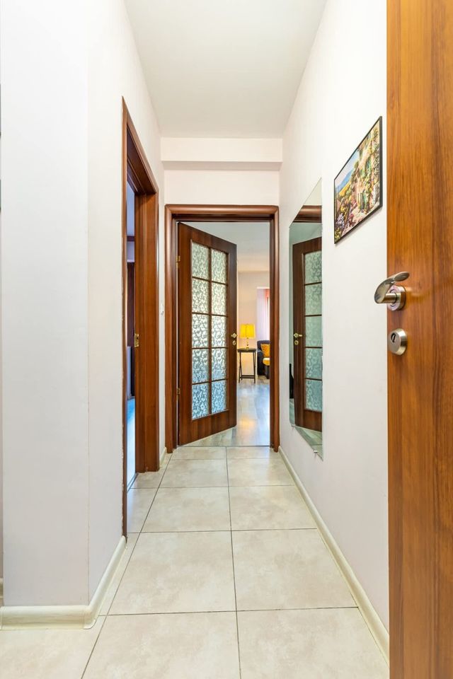 Downtown 1BD Apartment w/ Cosy Balcony