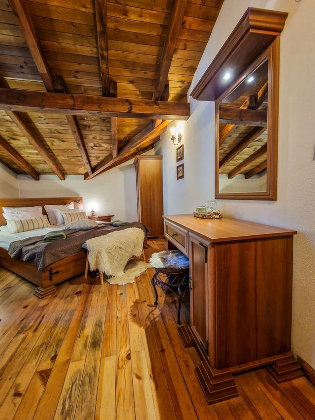 8BD Retreat in Bansko: Comfort & Mountain Charm