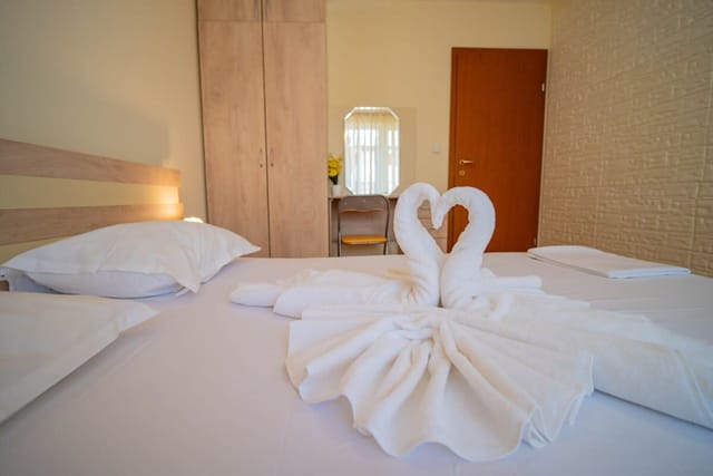 The Sea Balcony - 1BD Apartment by Flat Manager