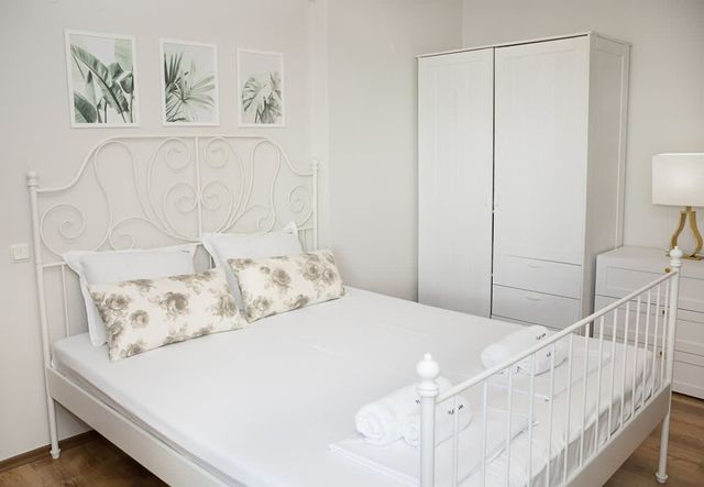 Cozy Seaside Escape – in Central Balchik