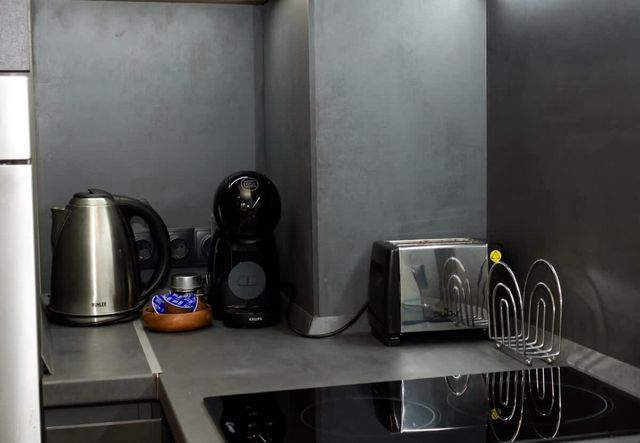 Modern Comfort in Central Varna with WorkSpace