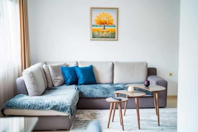 Black Sea Luxury 2bdrm Apartment