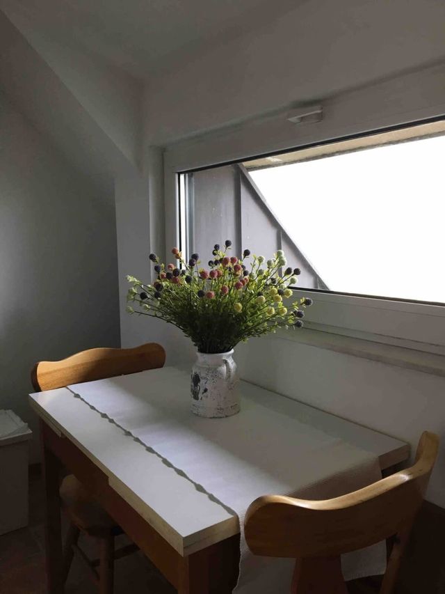 Tony's Sunny Rooftop Studio