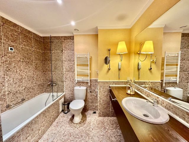 Cozy two bedroom in Royal Beach