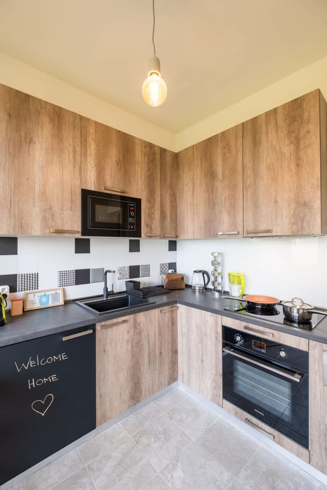 Orange friendly apartment near Vitosha blvd