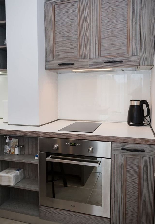 Moonlight Terrace – Panoramic Views, Luxe Comfort