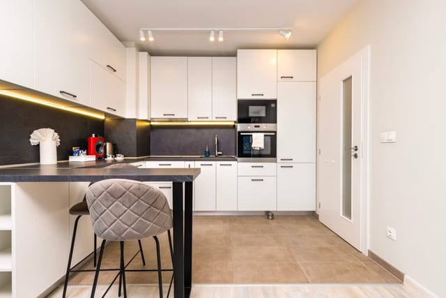 Bright and Cozy 1BD Flat in Plovdiv with Parking