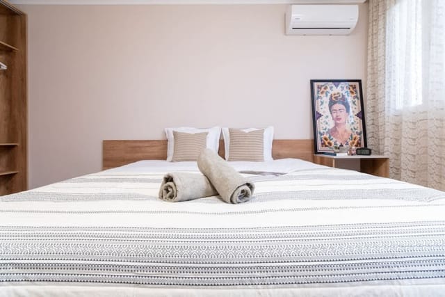 City Center Perfect: Studio Apartment - Photo 3