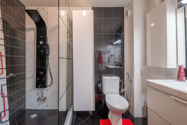 Serdica top center - 3 berdoom cosy apartment