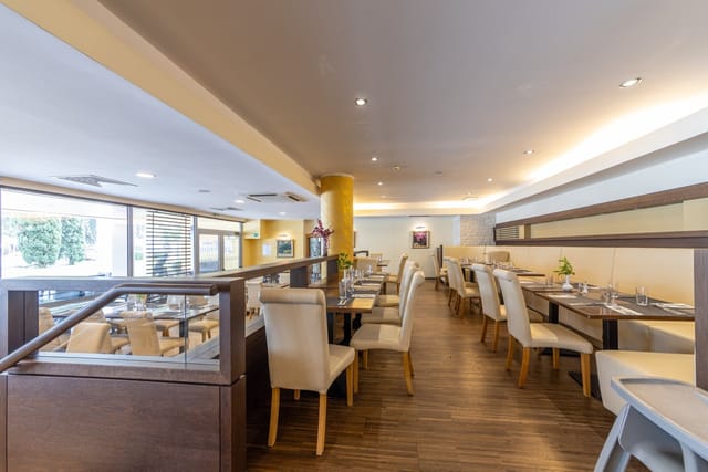 Modern Restaurant in the Flamingo Grand Hotel