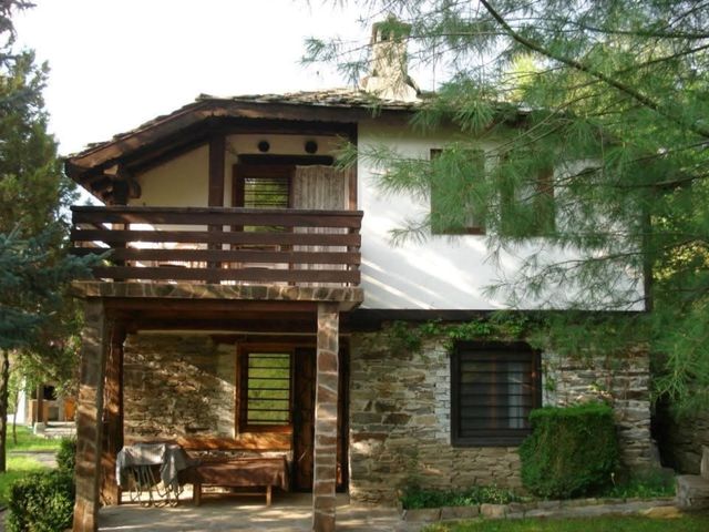 Old Marko's House Park and Lounge