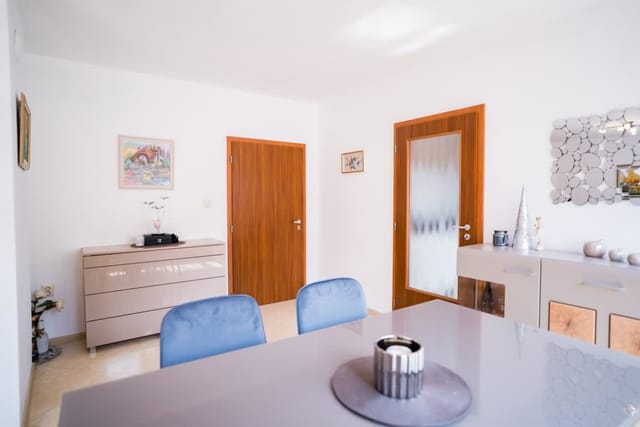 Black Sea Luxury 2bdrm Apartment