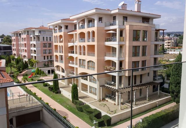 Azur Premium 1BD Flat  Pool & Parking