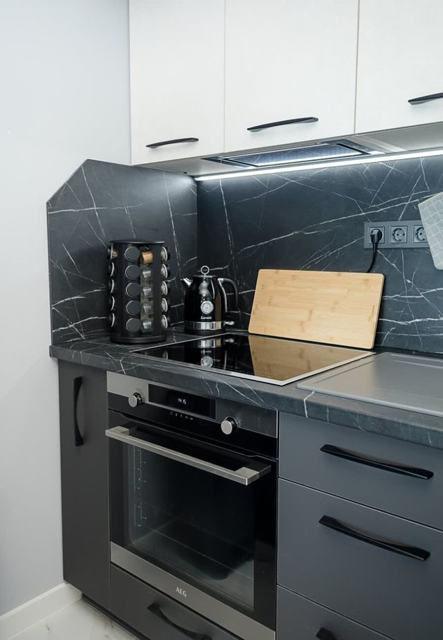 Royal View –Luxury 2BR Apartment with Sea Panorama