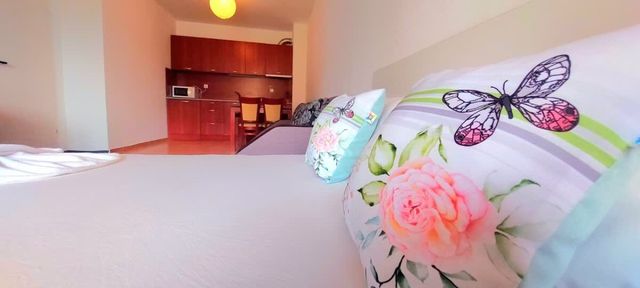 Marina Cape Cozy Studio with Balcony