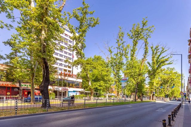 Happy People Plovdiv - Grey 1-BD Apartment