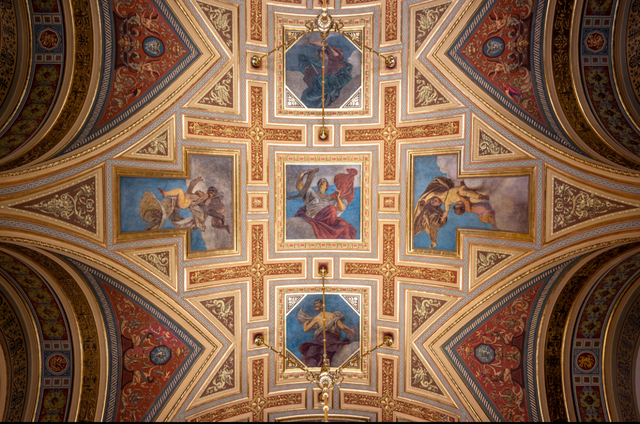 MAGYAR ÁLLAMI OPERAHÁZ - HUNGARIAN STATE OPERA