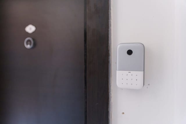 Serene Luxe Oasis Retreat on the Outskirts