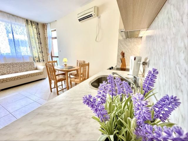 Cozy studio in Sunny Sea Palace