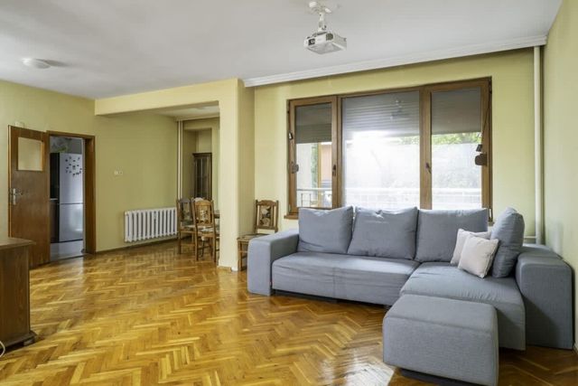 Spacious&Minimalistic 2BD Apt