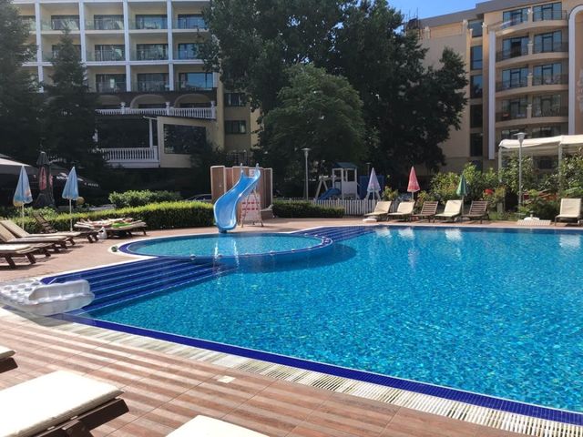 Family Studio with balcony in Admiral Plaza