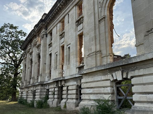 Ruined Palace, Romania
