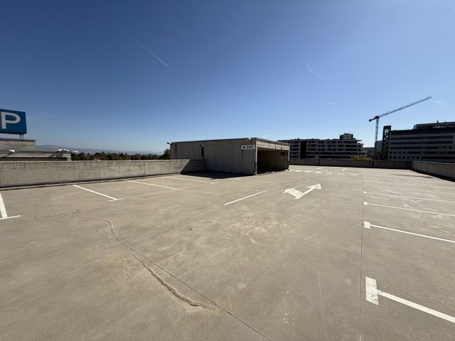 Big 5 Story Parking with security