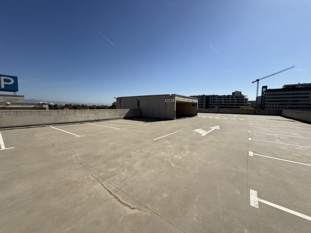 Big 5 Story Parking with security