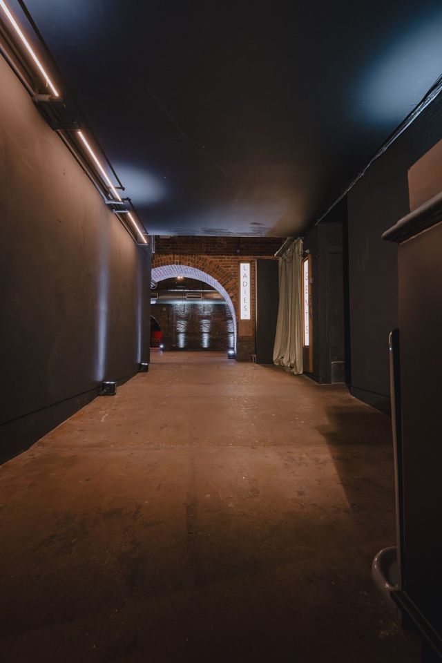 Three Railway Arch Industrial Venue with a Courtyard in Shoreditch