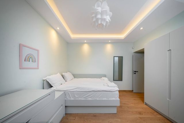 Modern 2BR in the Heart of the City