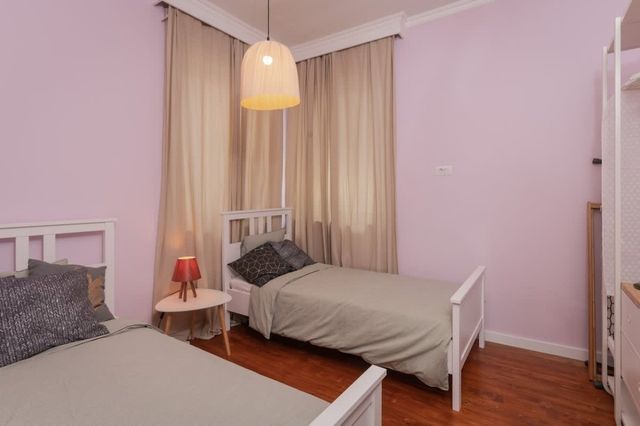 Flamingo Flat /Two-bedroom with Balcony\