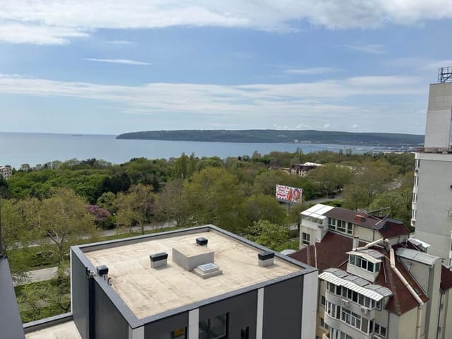 Stylish & Modern flat in Varna's Fifth Element