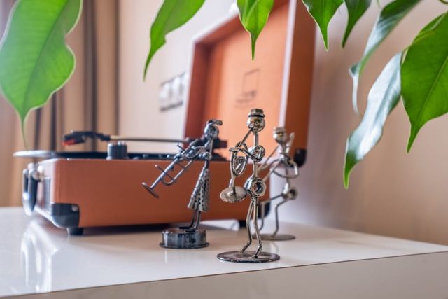 JAZZY off Vitosha Blvd: Feel the Rhythm of Sofia