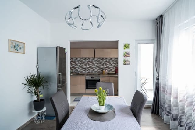 Black Sea 2bdrm Central Apartment