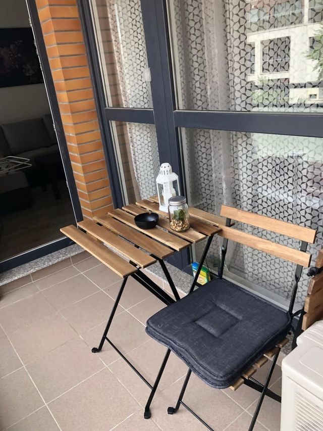 Cozy and Functional Business One-Bedroom Apartment