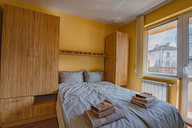 Modern 1BR Apt – Top Location, 4 min to Metro