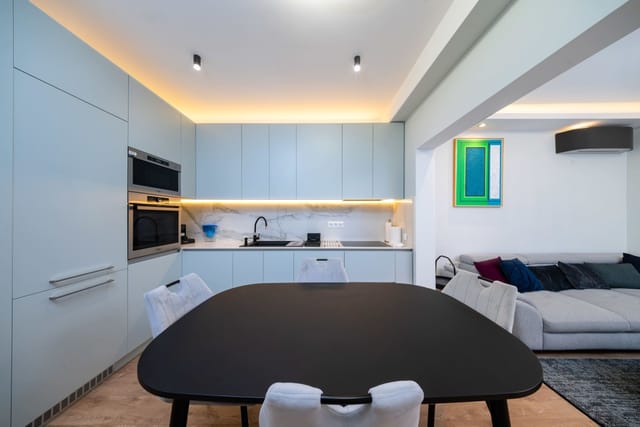 Modern 2BR in the Heart of the City - Photo 2