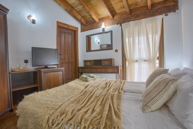 8BD Retreat in Bansko: Comfort & Mountain Charm