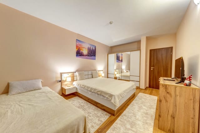 Cozy Evrika 2 Mountain Home