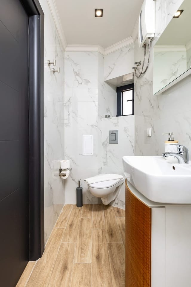 Central Apartments with Garden view - Apt No. 6