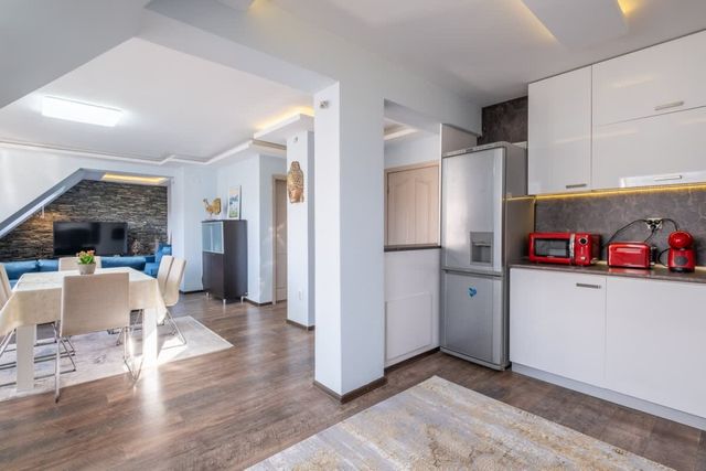 Marvelous Apt / Roof Top Terrace / 2BDR / 2BTH