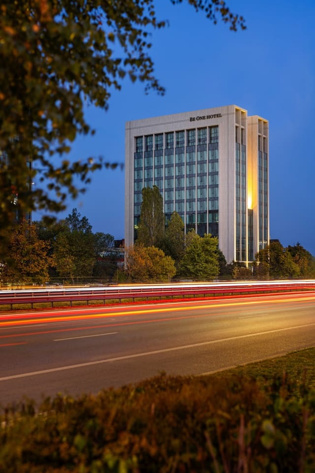 B1 City Hotel - Photo 4