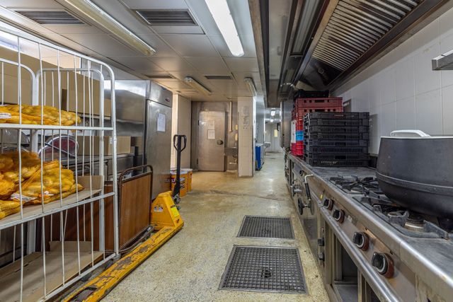 Modern Restaurant in the Flamingo Grand Hotel