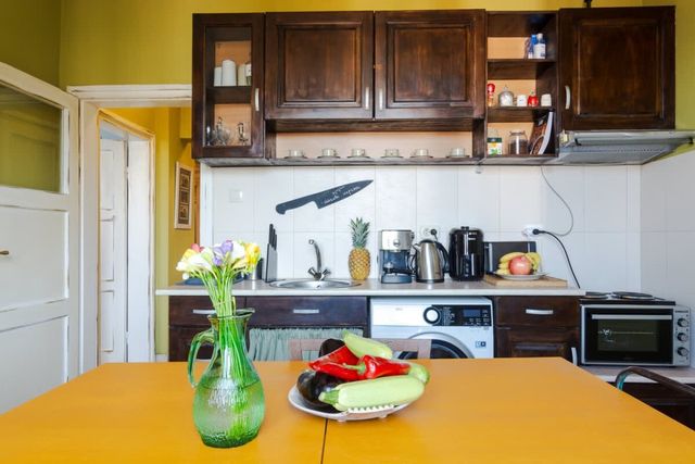 ART-ament, a unique central flat