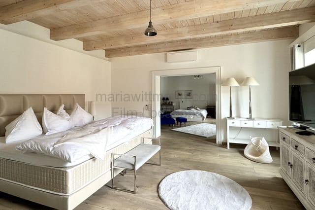 Location 270 - Photo 3